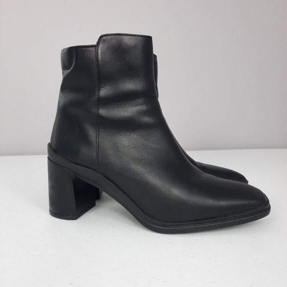 Naturalizer WIDE Avery Solid Black Leather Heeled Mid Shaft Ankle Boots size 10 - Picture 1 of 12